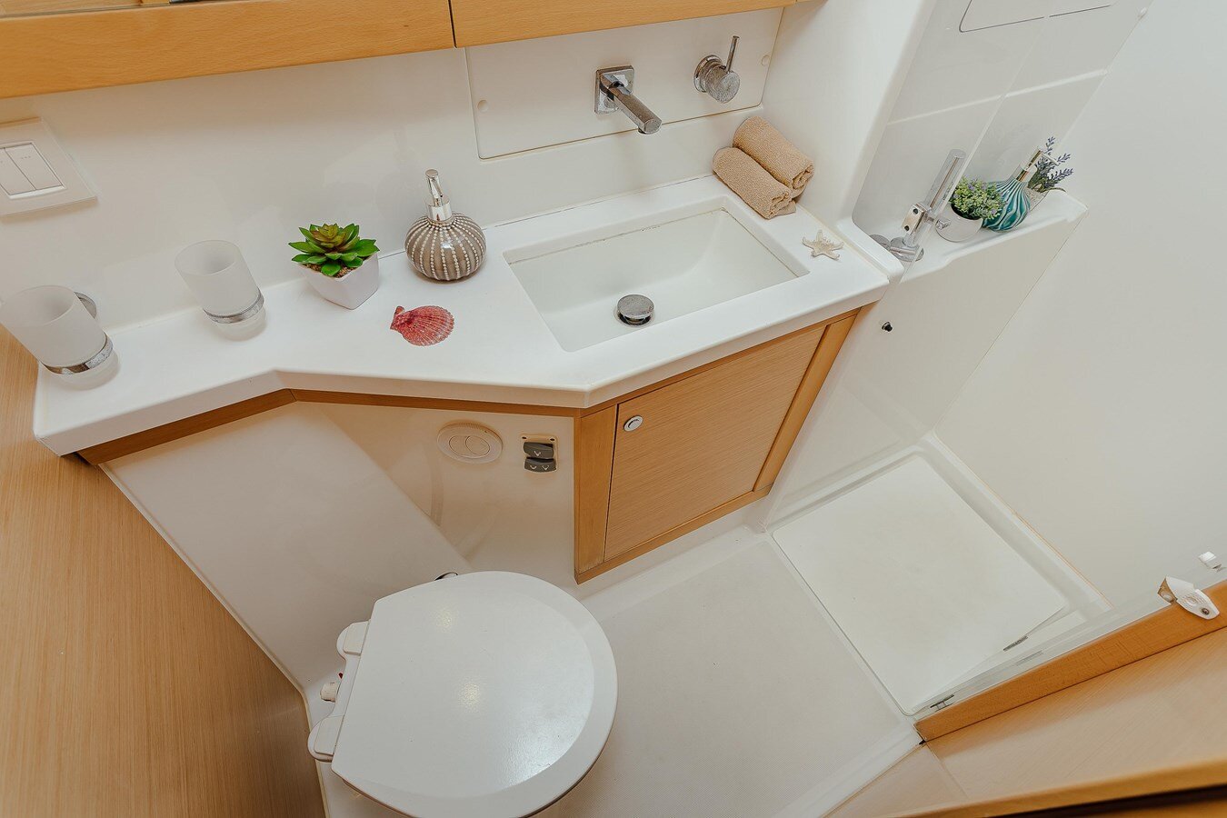 2013-lagoon-47-18a0c9