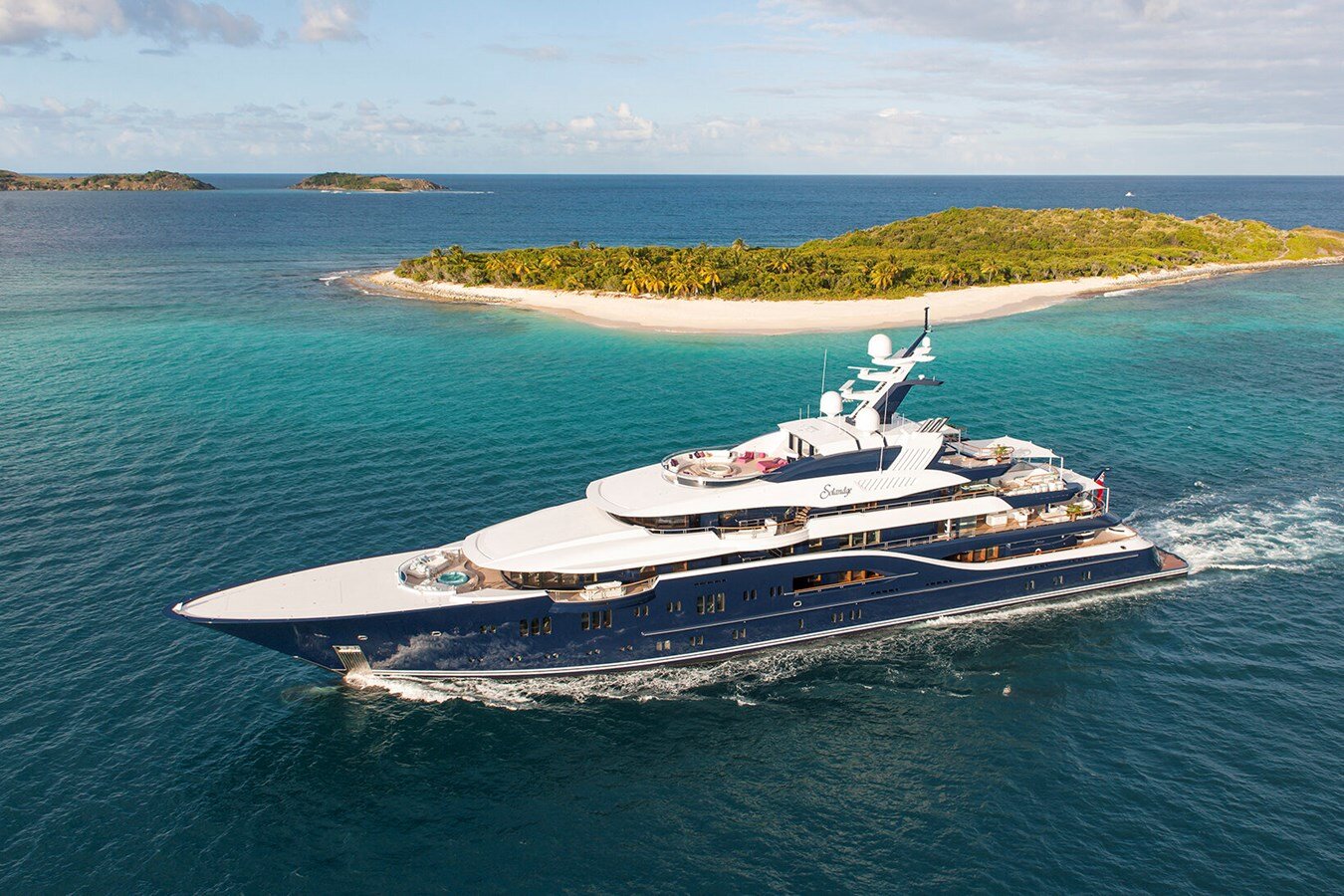 2013-lurssen-279-3-d85707