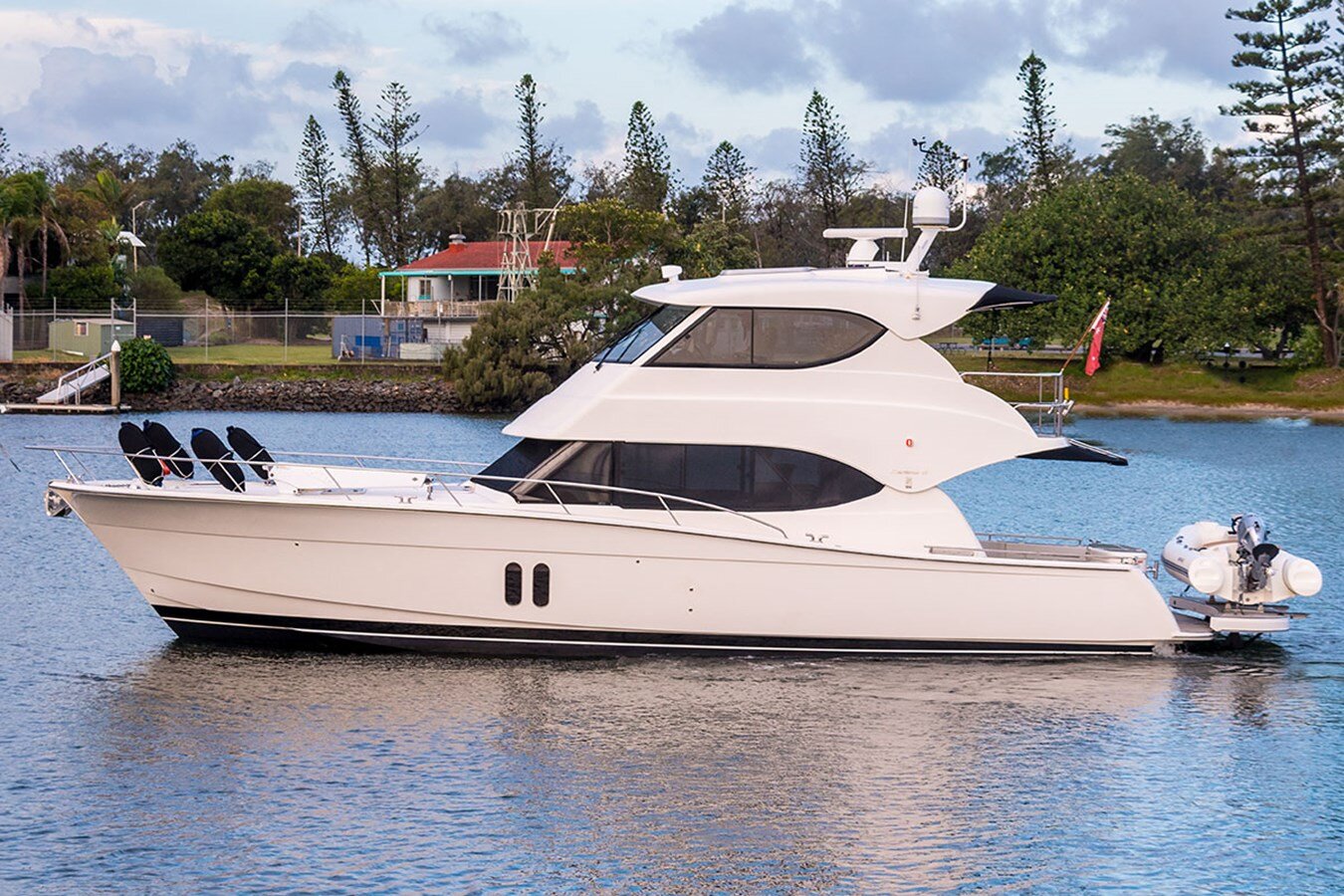 2013-maritimo-52-6-83a2d6