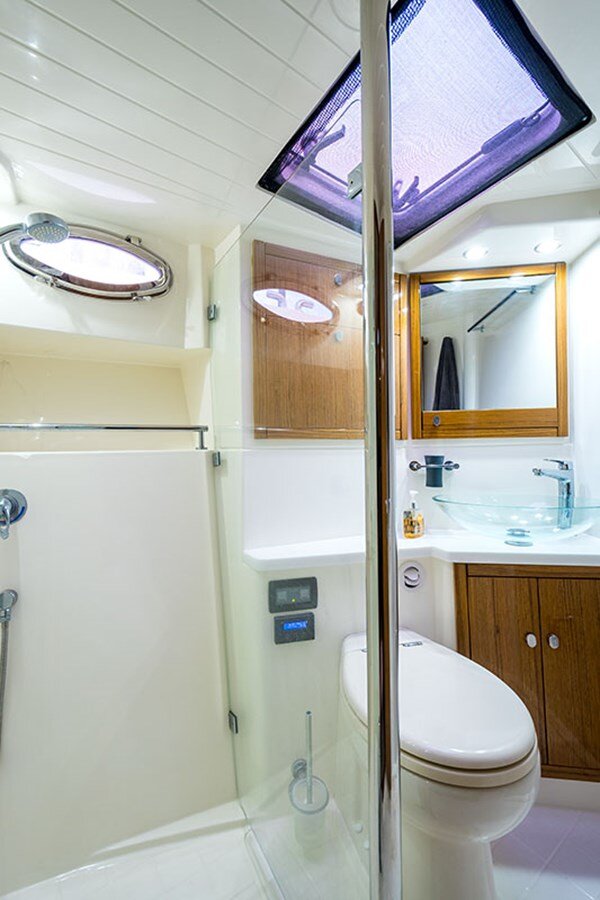 2013-maritimo-52-6-83a2d6