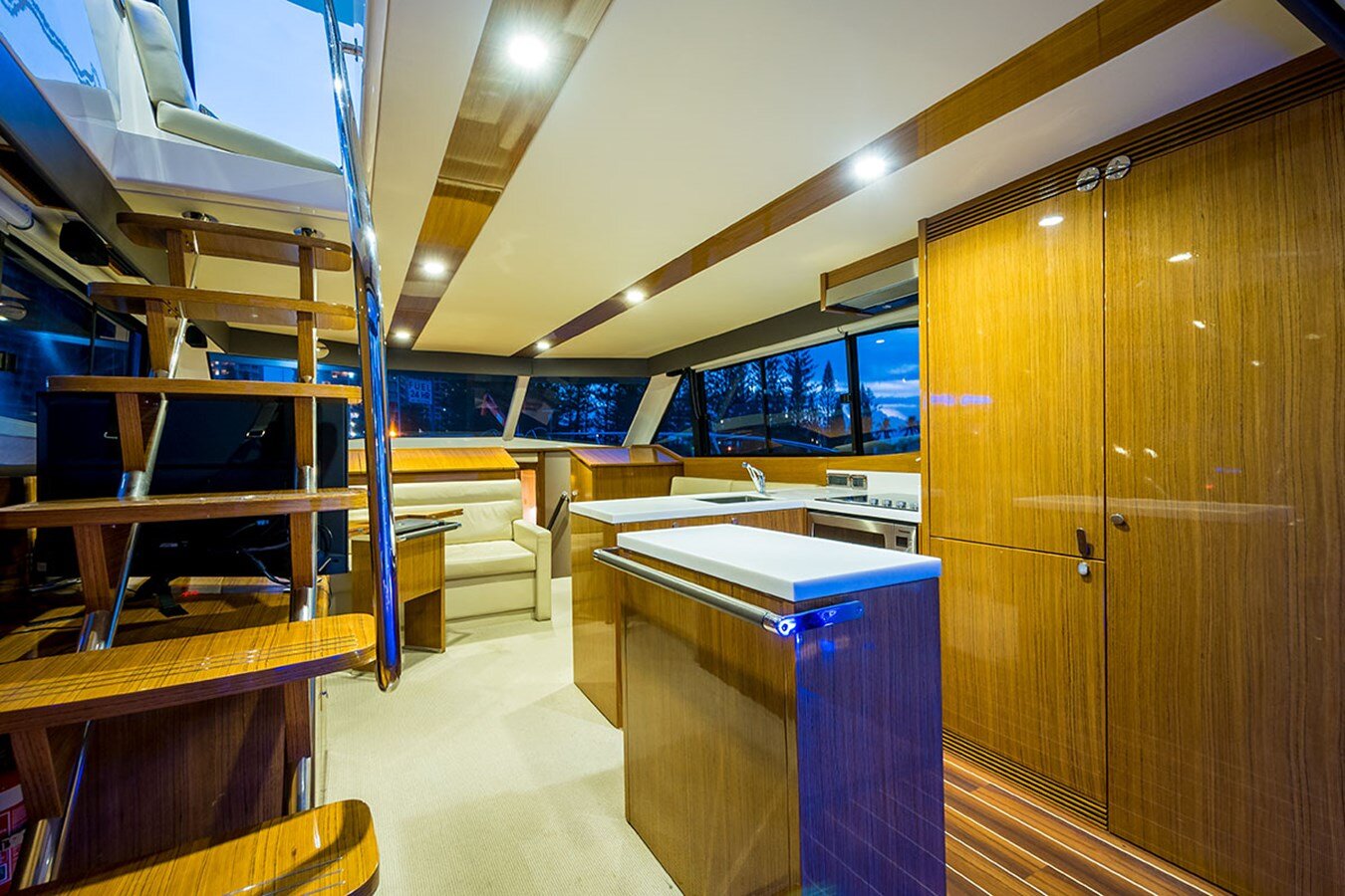 2013-maritimo-52-6-83a2d6