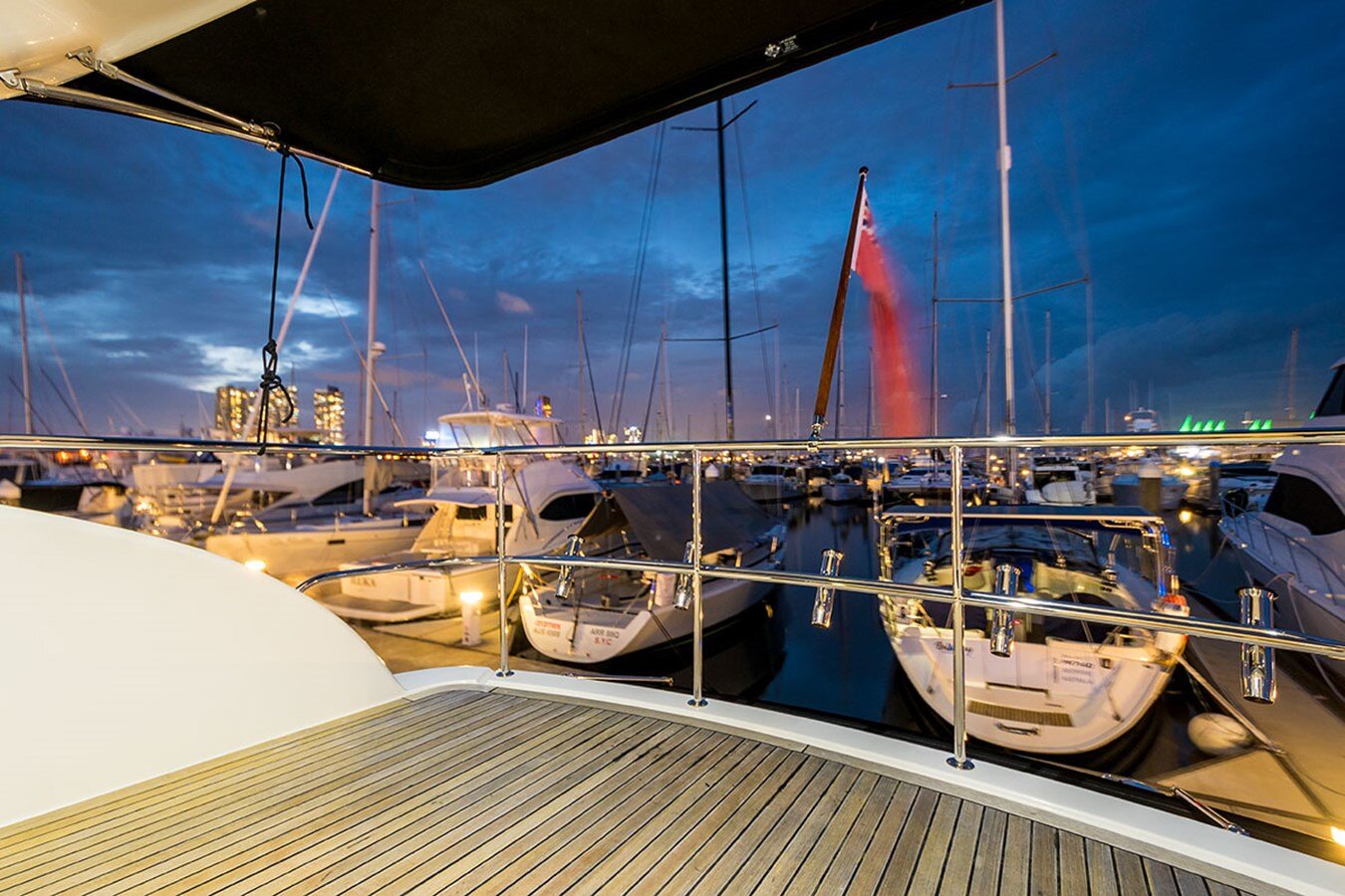 2013-maritimo-52-6-83a2d6