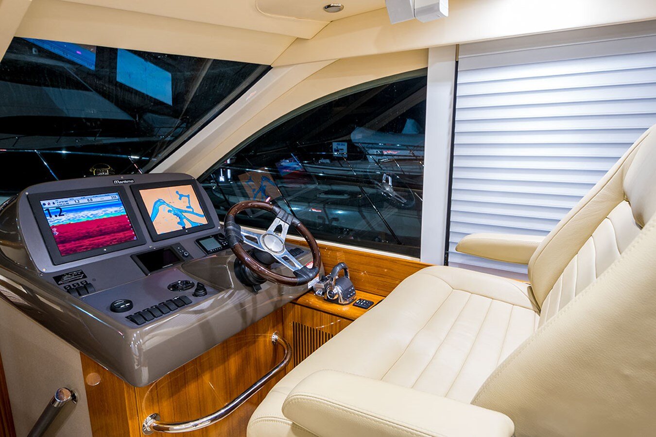 2013-maritimo-55-10-4d082c