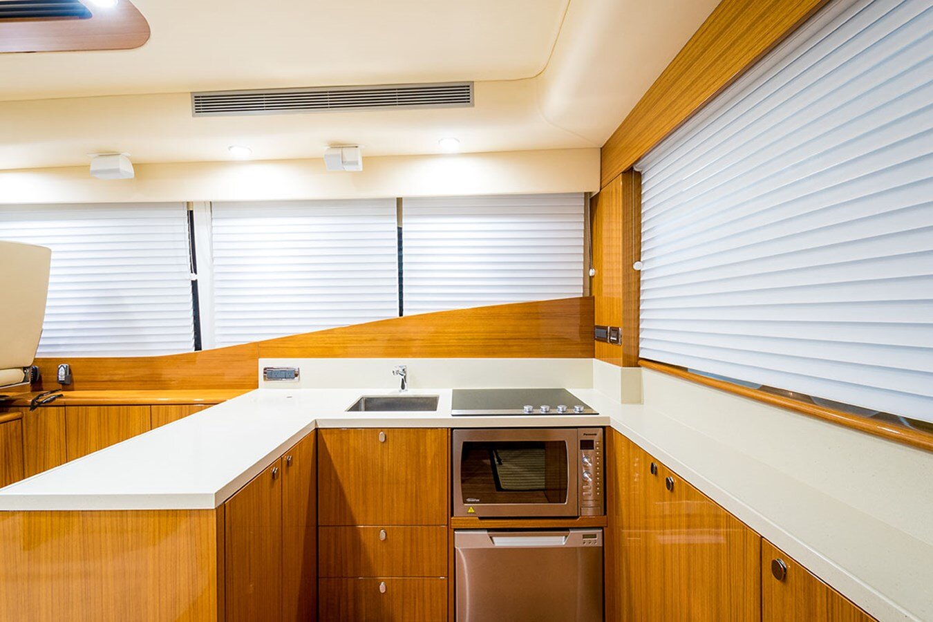 2013-maritimo-55-10-4d082c