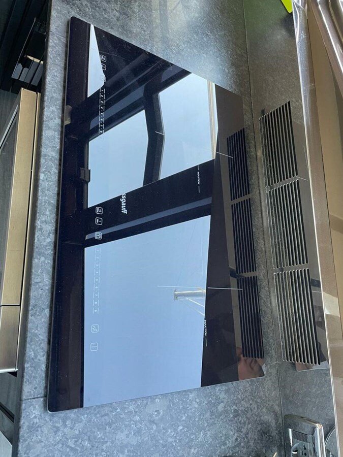 2013-marquis-63-1-8dbd75