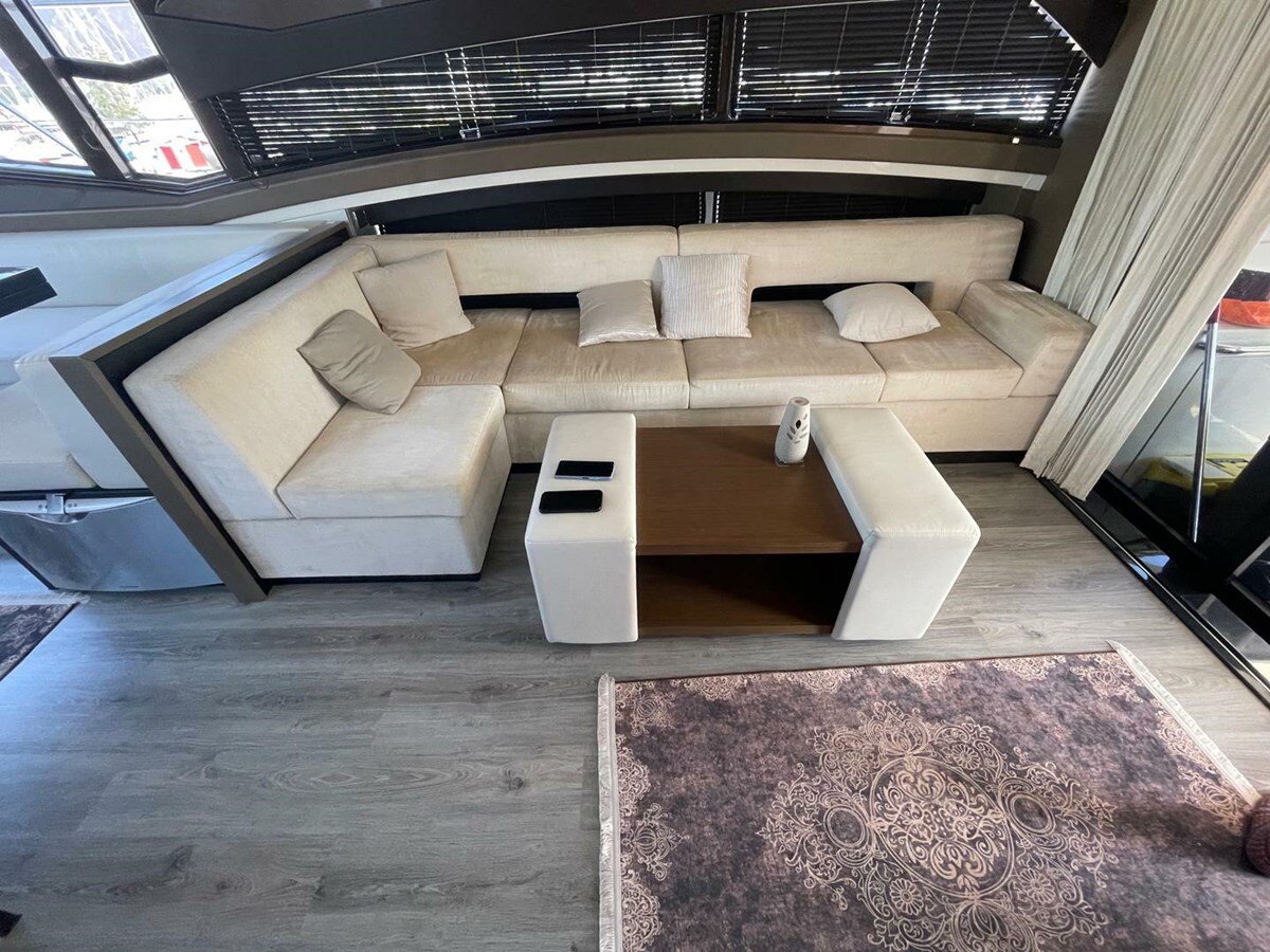 2013-marquis-63-1-8dbd75