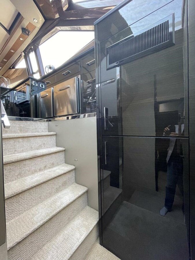 2013-marquis-63-1-8dbd75