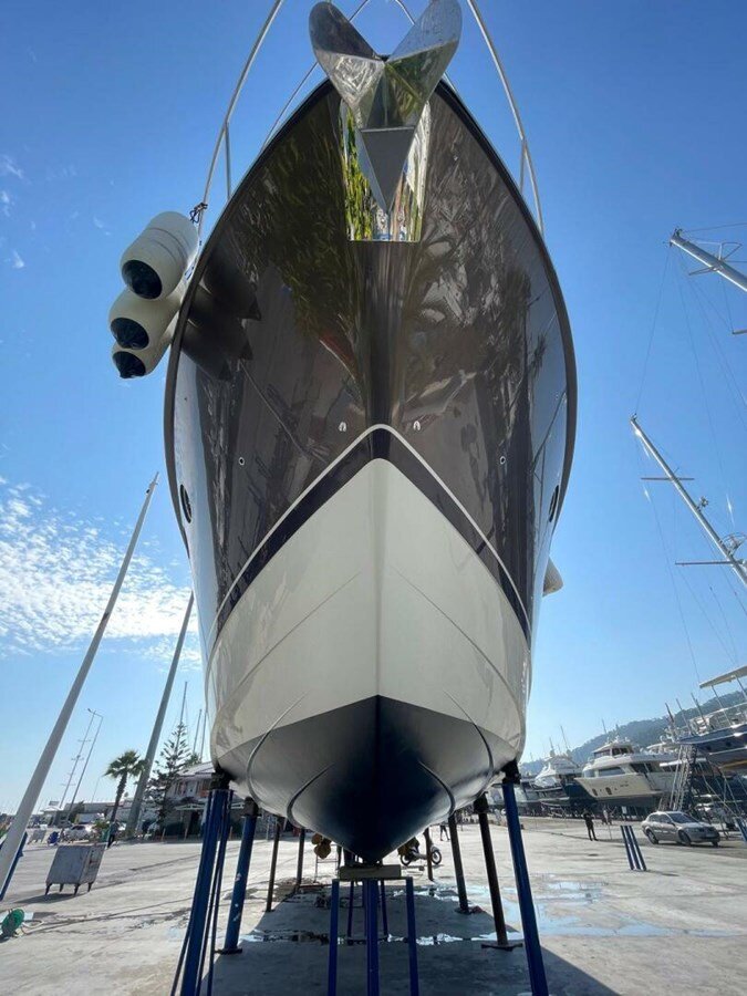 2013-marquis-63-1-8dbd75