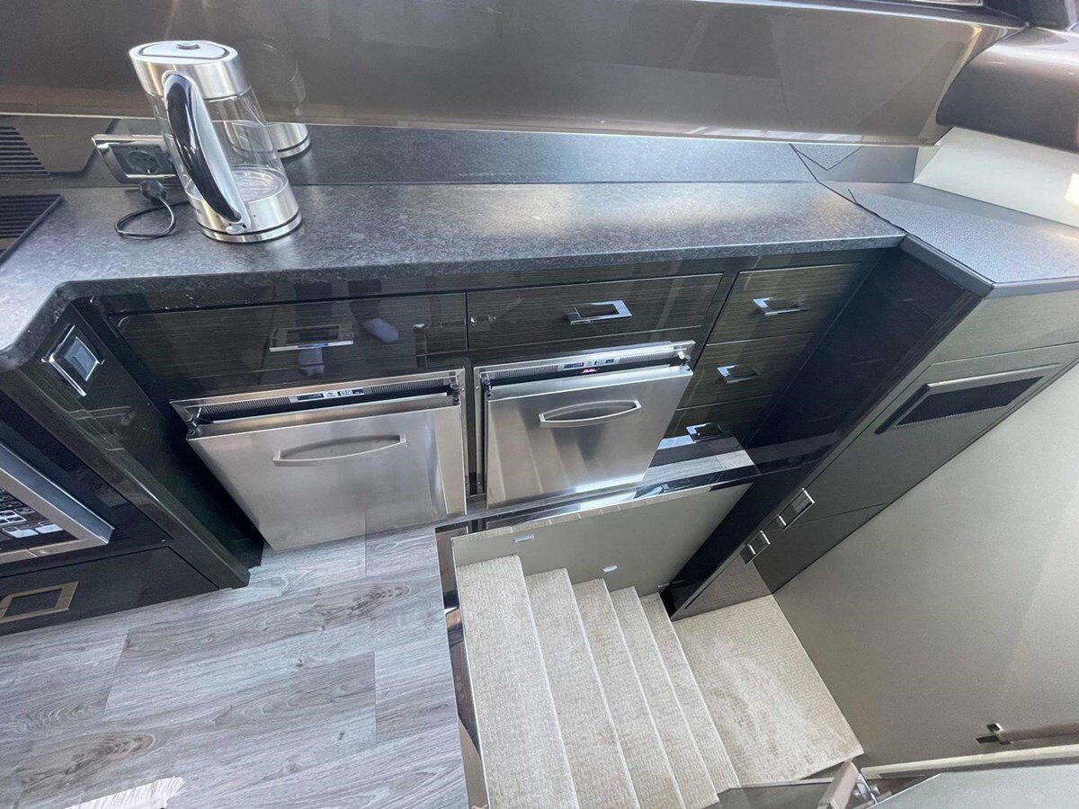 2013-marquis-63-1-8dbd75