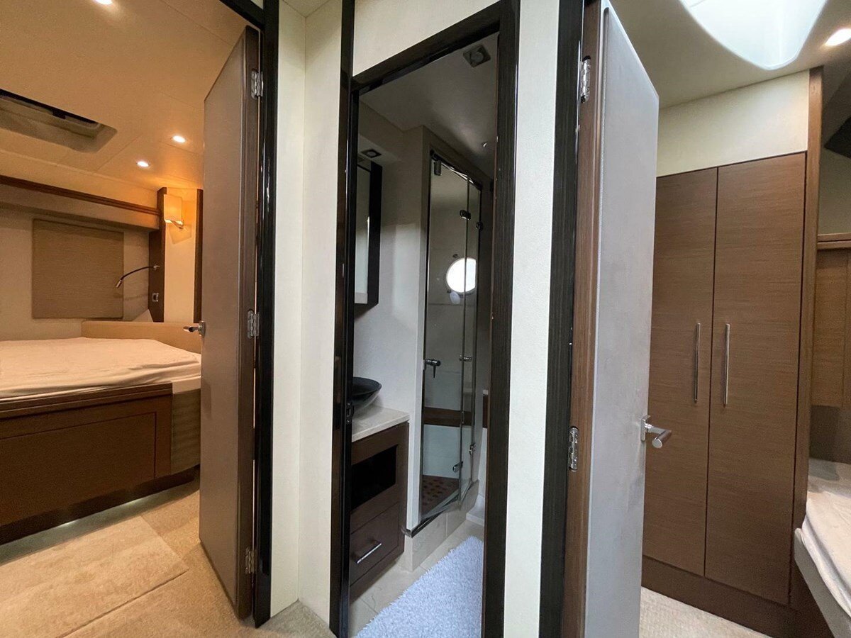 2013-marquis-63-1-8dbd75