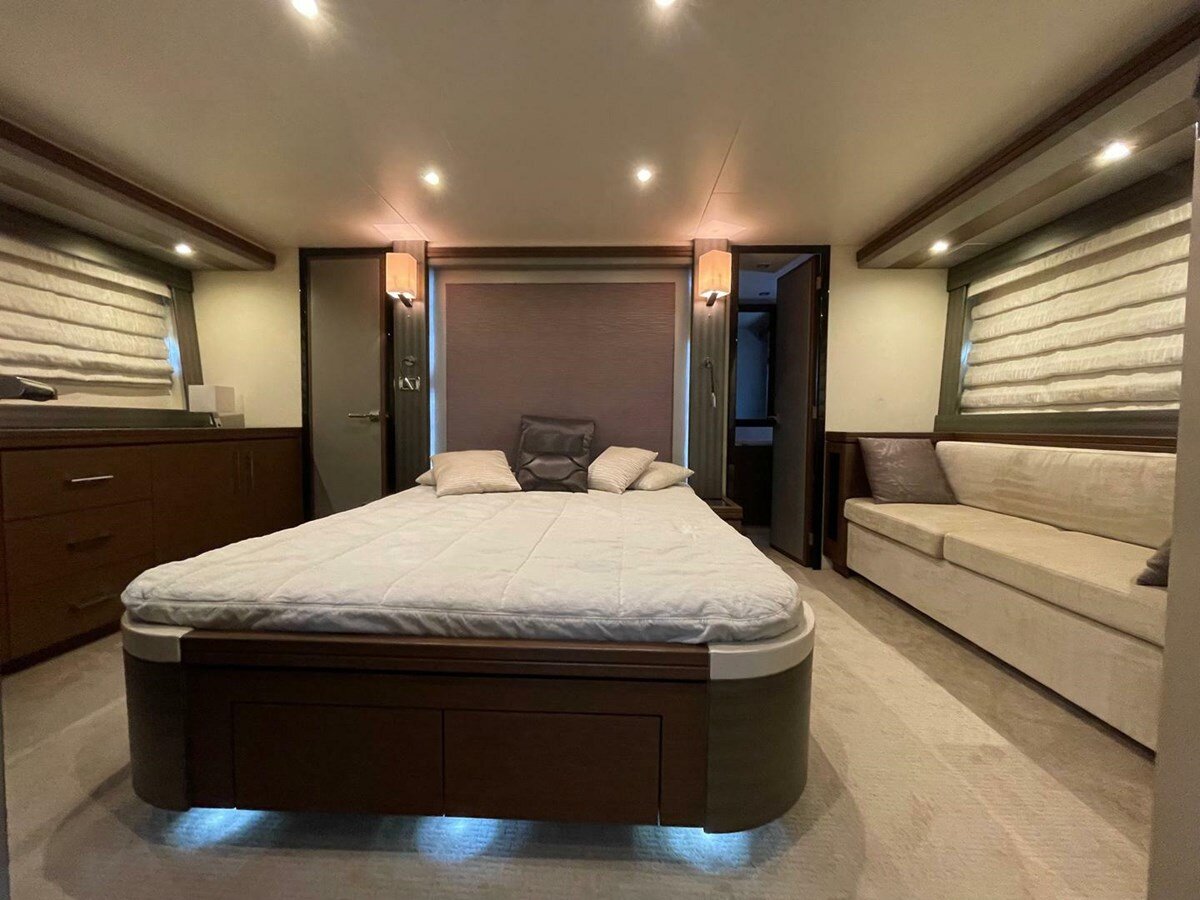 2013-marquis-63-1-8dbd75