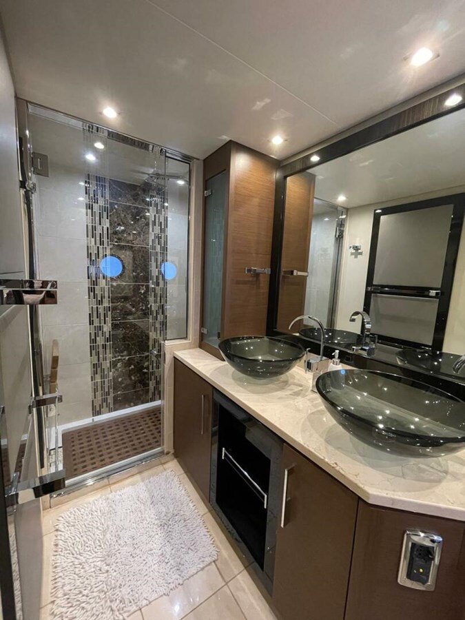 2013-marquis-63-1-8dbd75