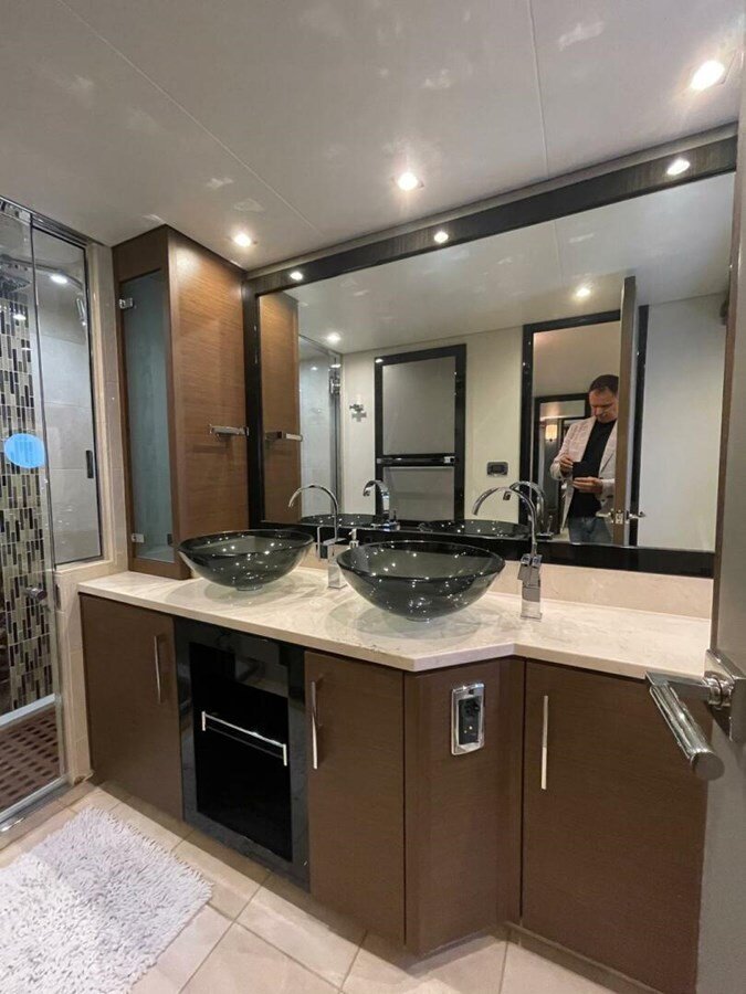 2013-marquis-63-1-8dbd75