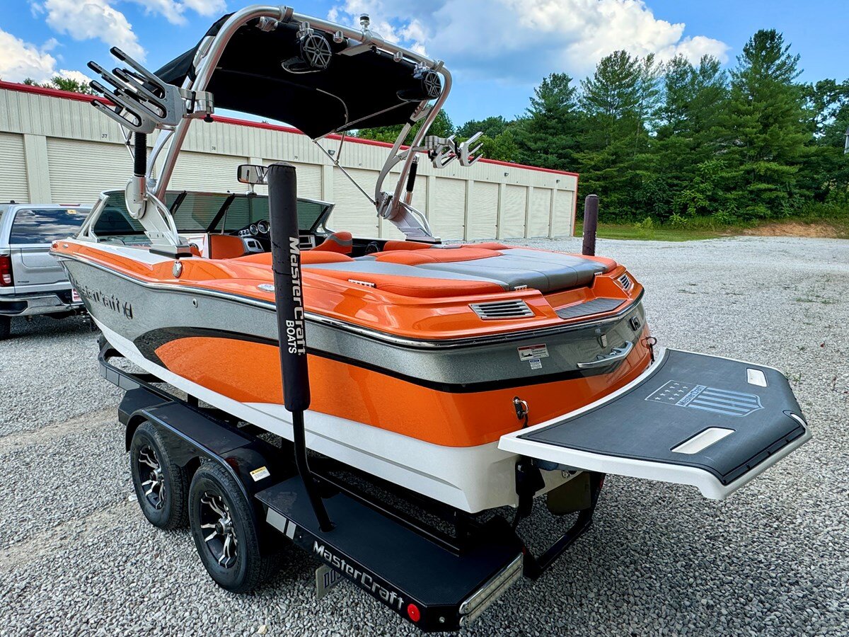 2013-mastercraft-23-7-f7d380