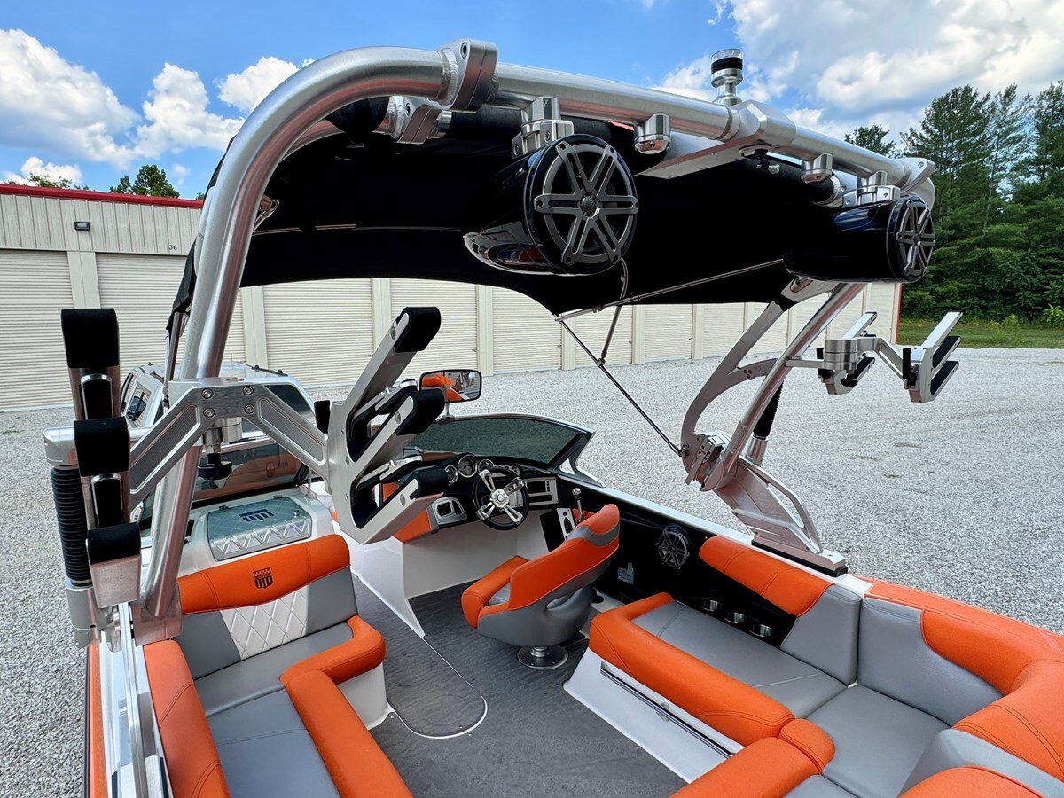 2013-mastercraft-23-7-f7d380