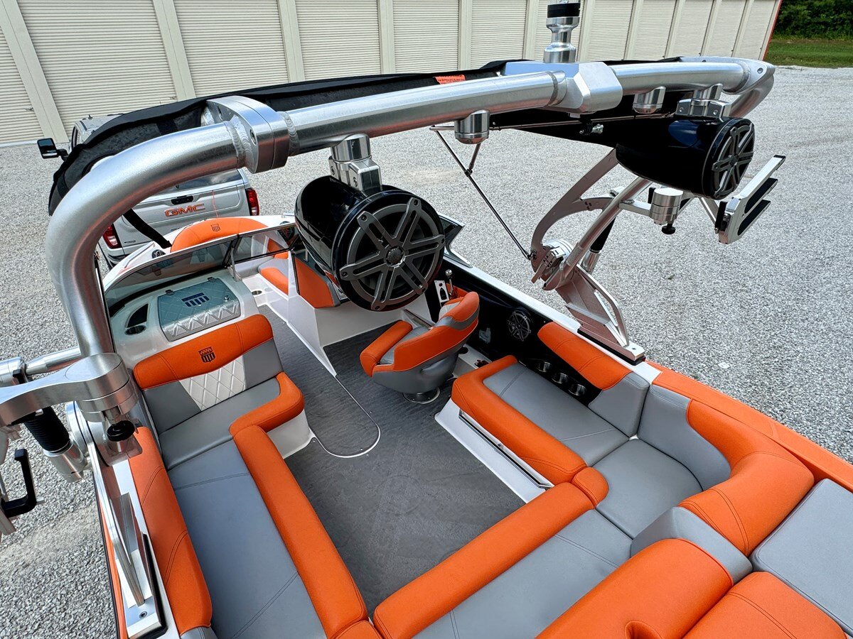 2013-mastercraft-23-7-f7d380