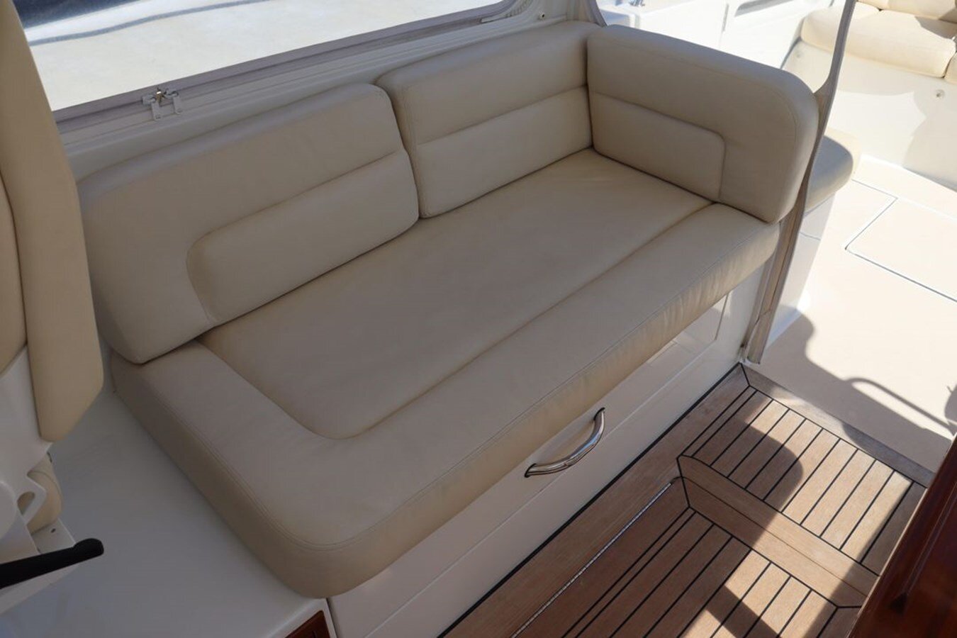 2013-mjm-yachts-39-5-af6904