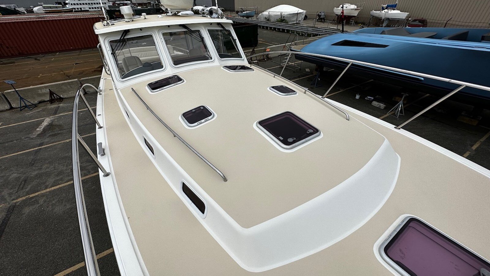 2013-mjm-yachts-40-a29464