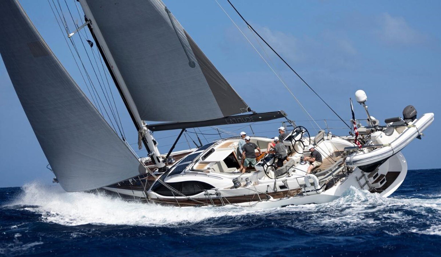 2013-oyster-yachts-63-1e2064