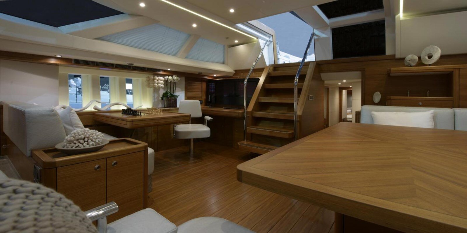 2013 OYSTER YACHTS 79' 3