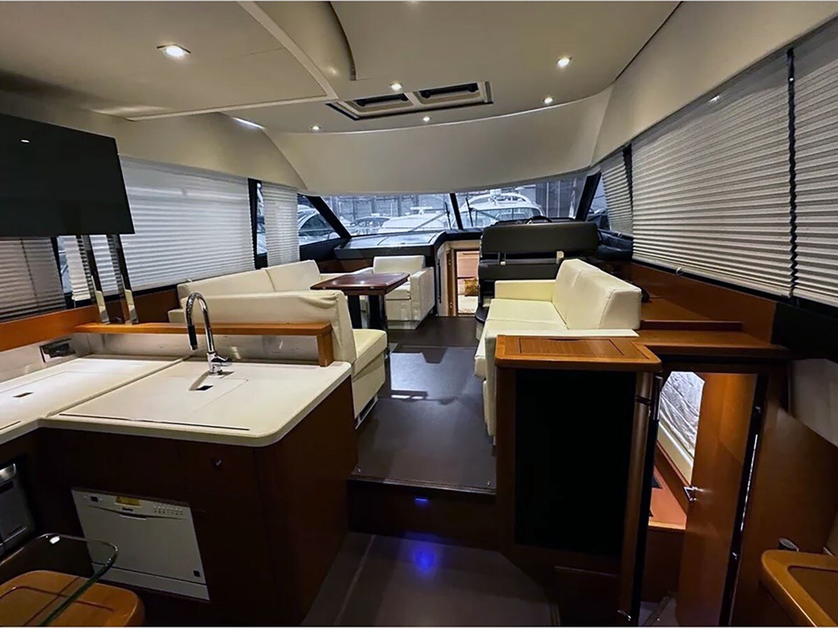 2013-prestige-50-1-c52e78