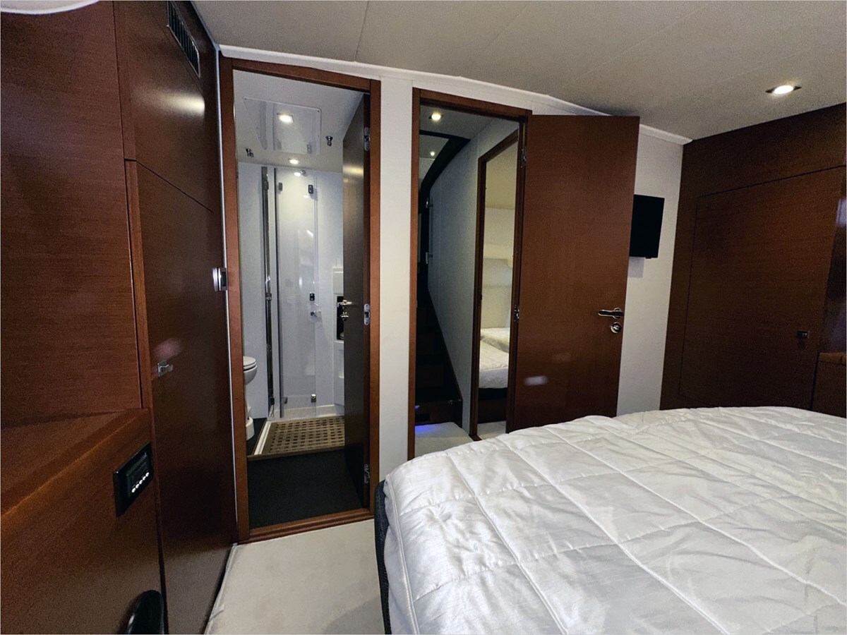 2013-prestige-50-1-c52e78