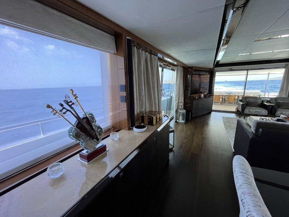 2013-princess-yachts-105-9d2c4a