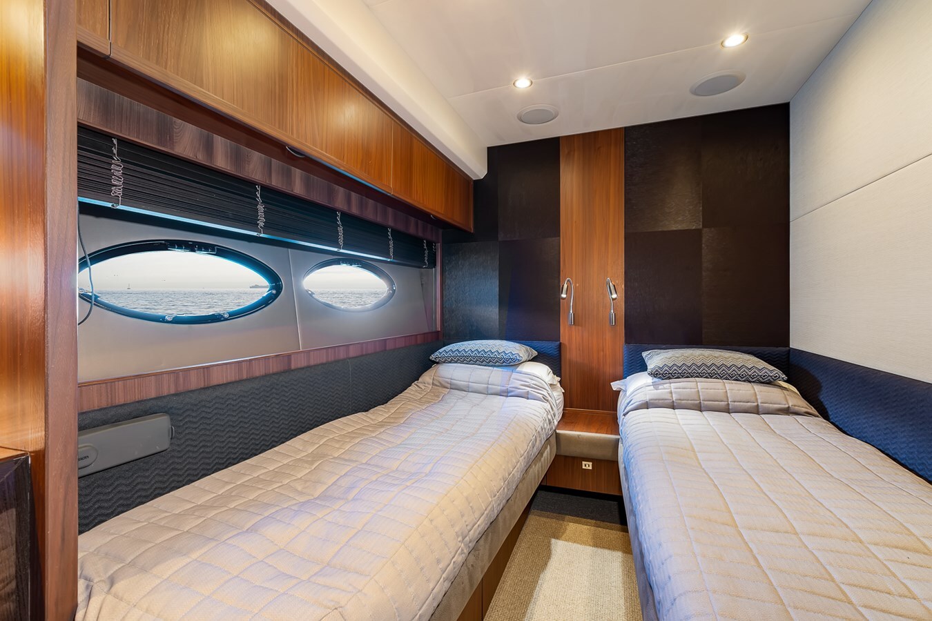 2013-princess-yachts-74-1-7374f7