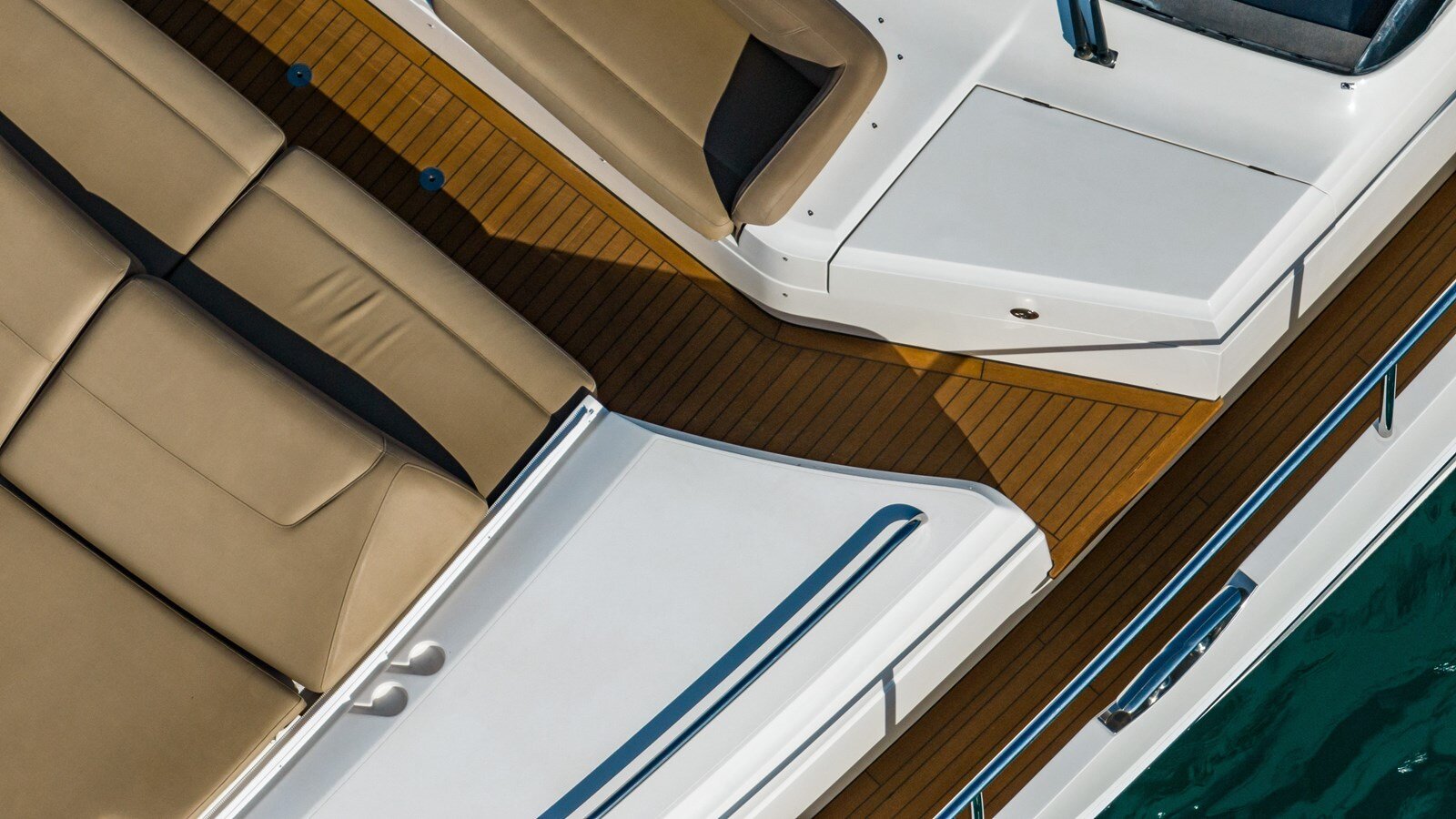 2013-princess-yachts-83-7-f0cef4