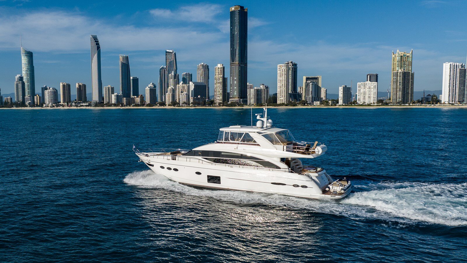 2013-princess-yachts-83-7-f0cef4