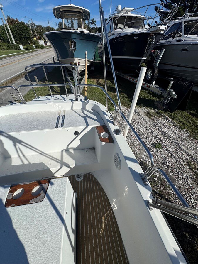 2013-ranger-tugs-21-d655de