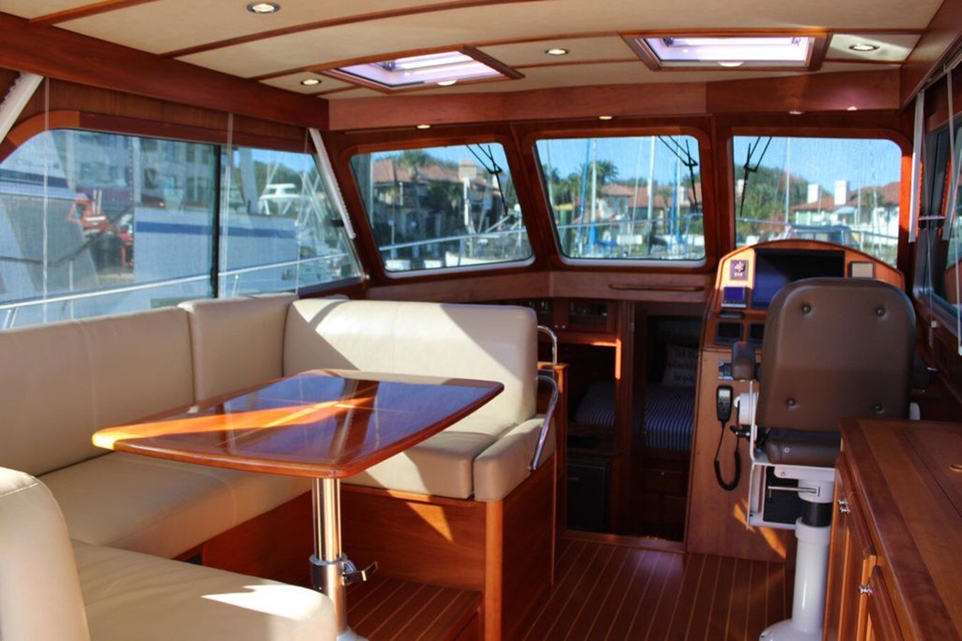 2013-sabre-yachts-38-c9cddb