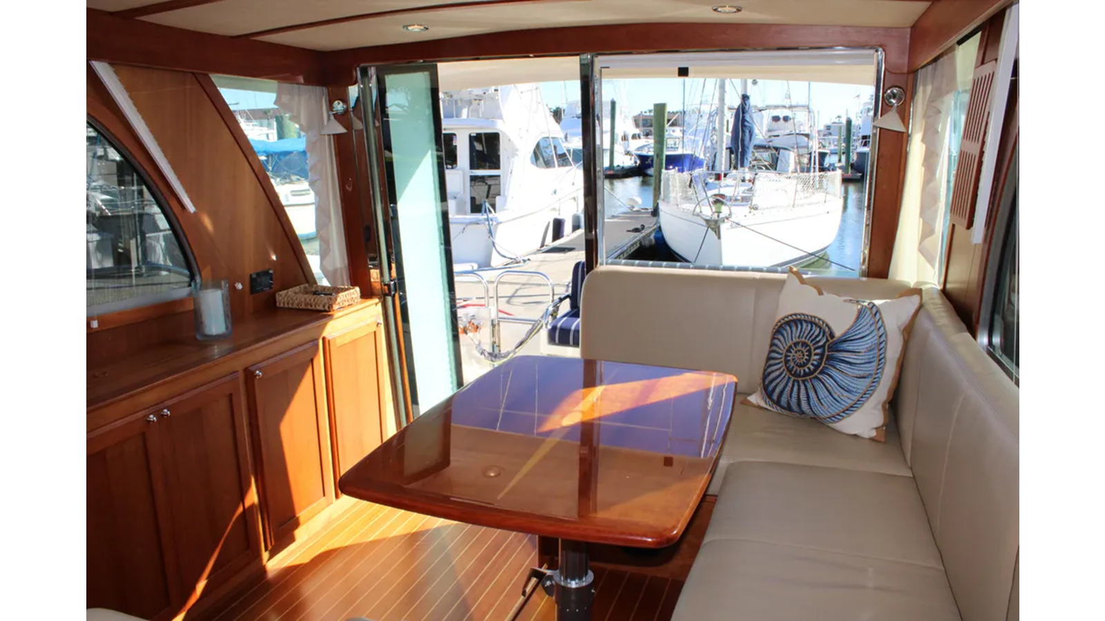 2013-sabre-yachts-38-c9cddb