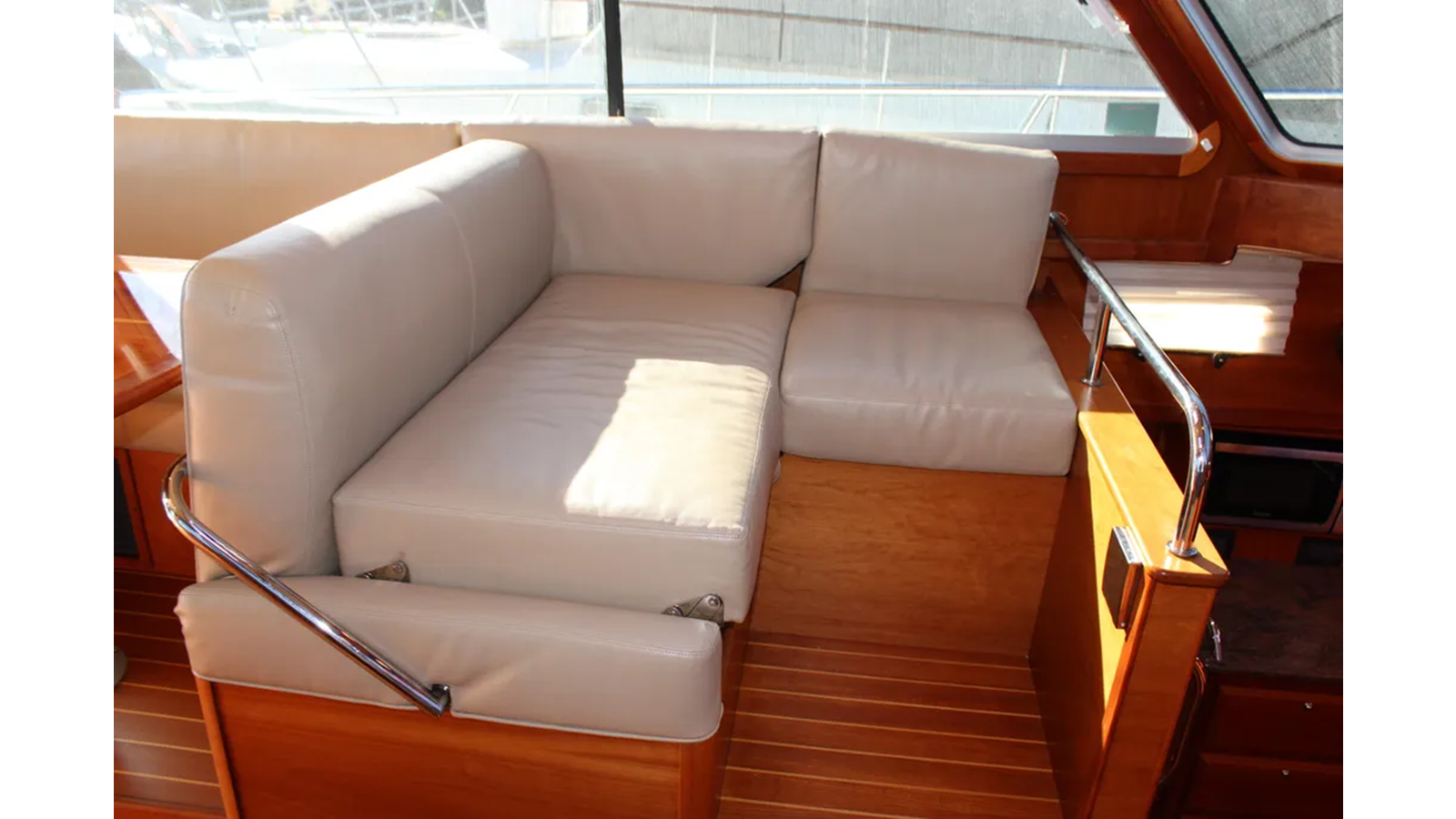 2013-sabre-yachts-38-c9cddb