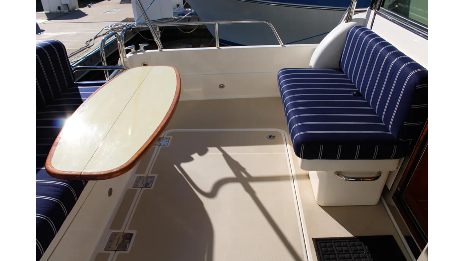 2013-sabre-yachts-38-c9cddb