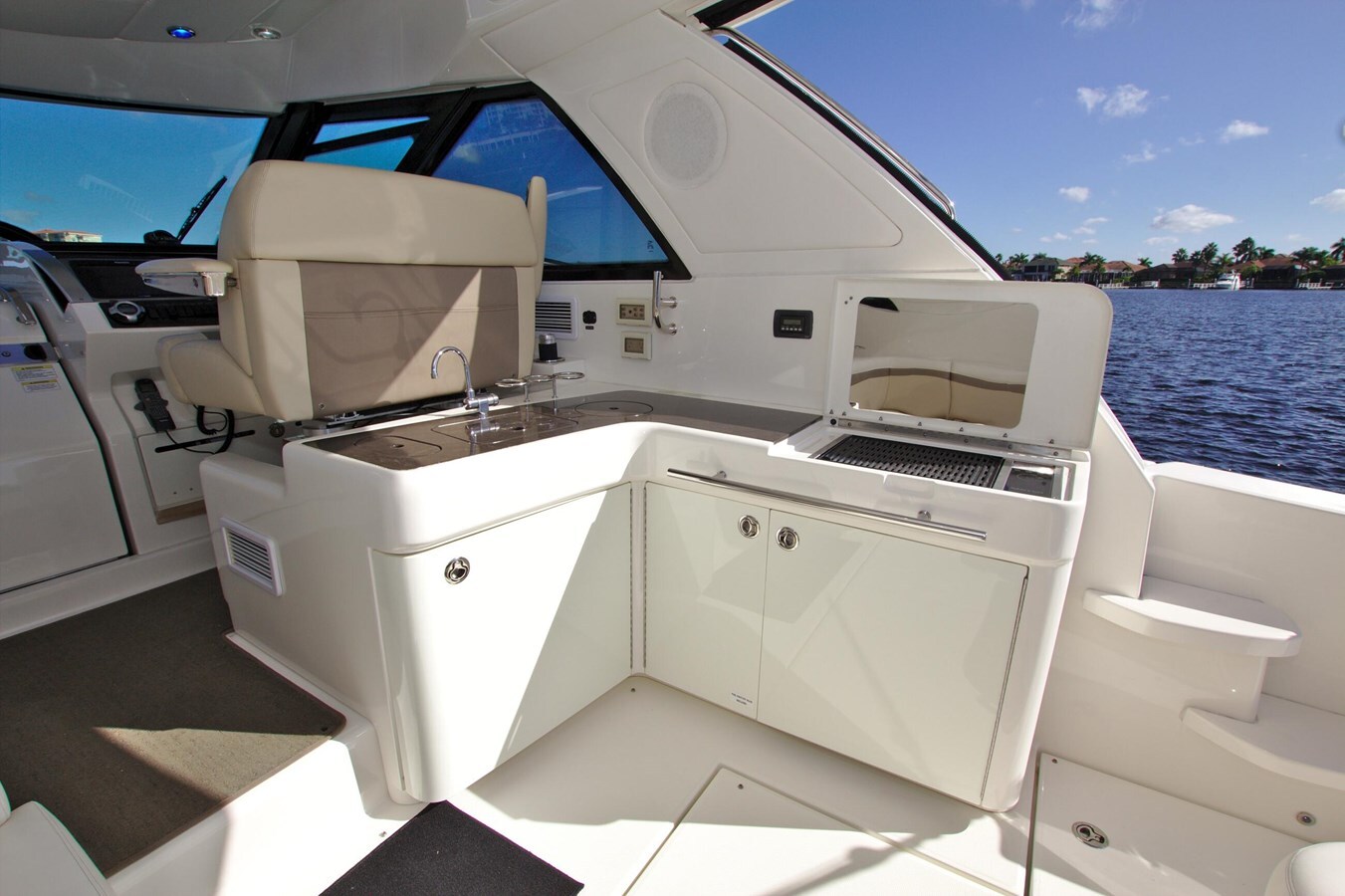 2013-sea-ray-45-4ef00a