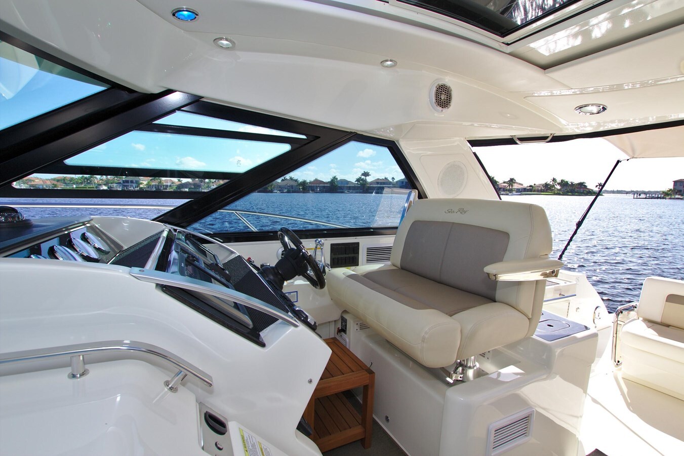 2013-sea-ray-45-4ef00a