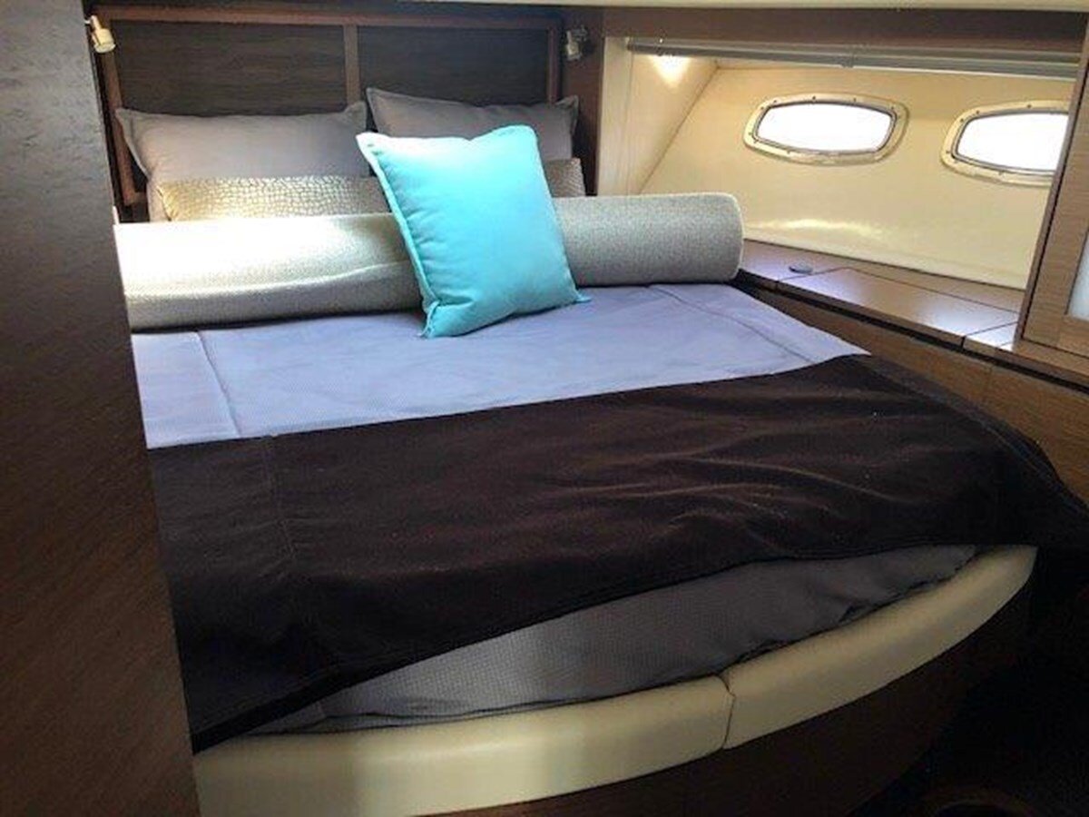 2013-sea-ray-54-9-dc3062