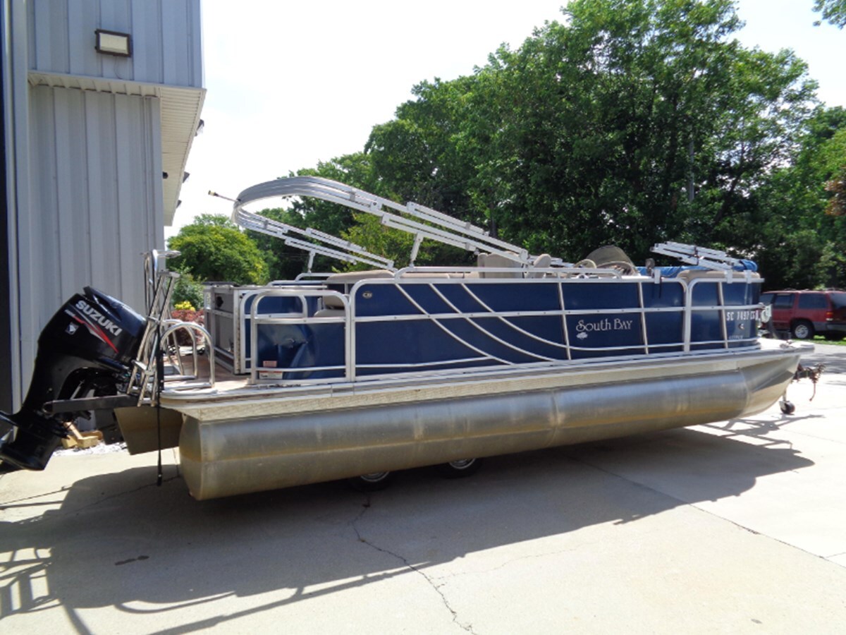 2013-south-bay-pontoons-22-7bcd34