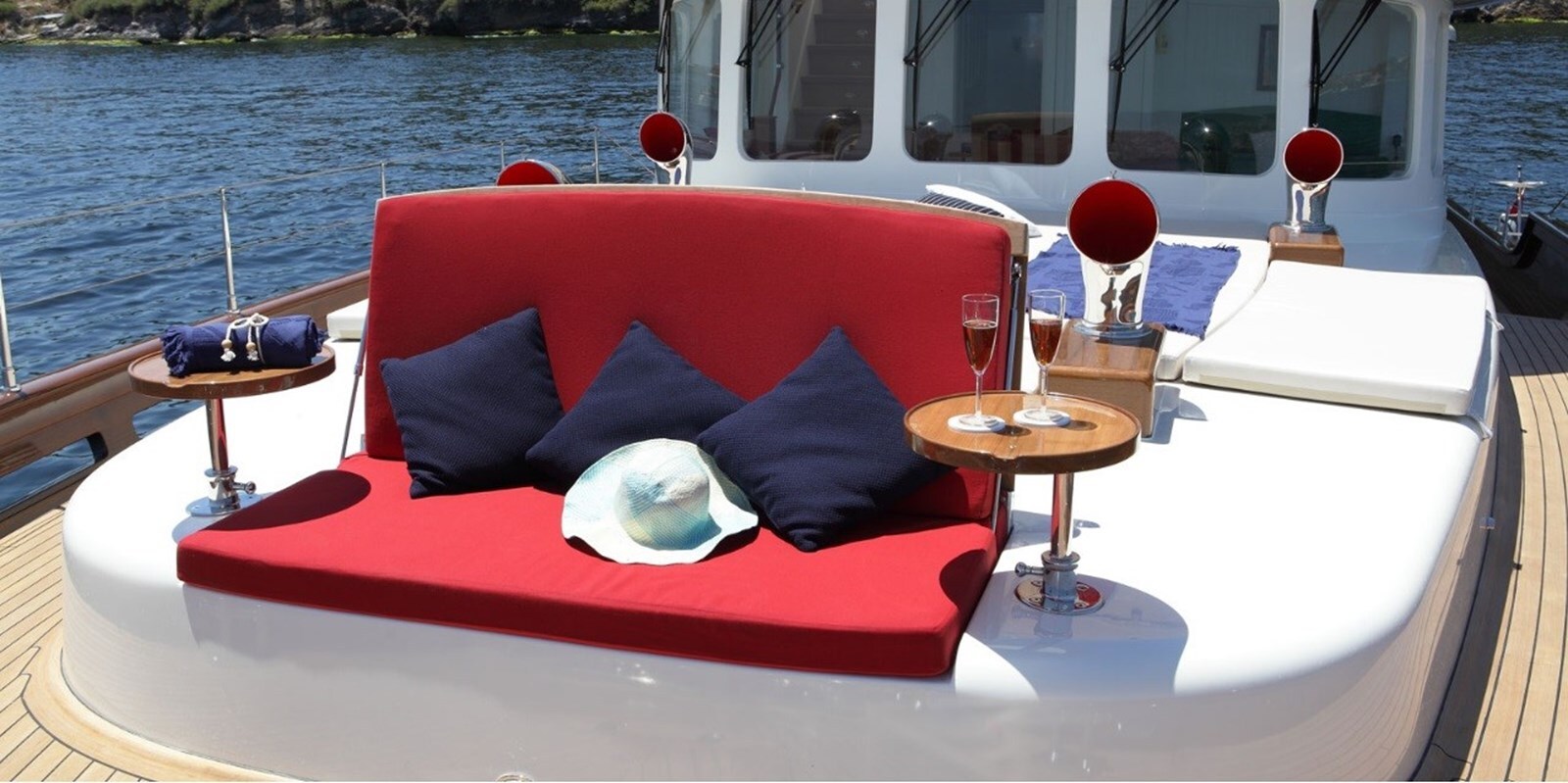 2013-su-marine-93-6-0756a0