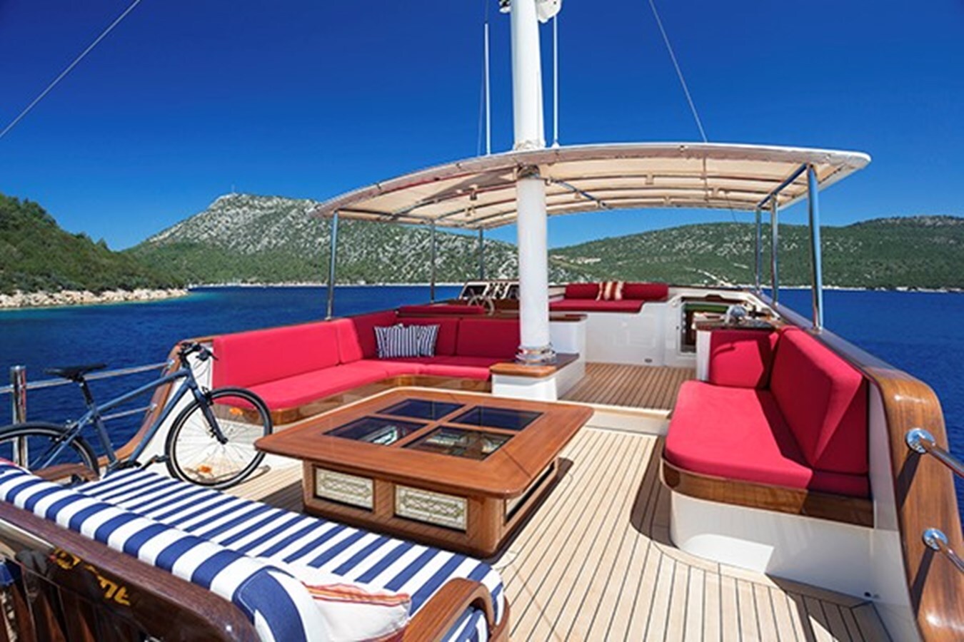 2013-su-marine-93-6-0756a0