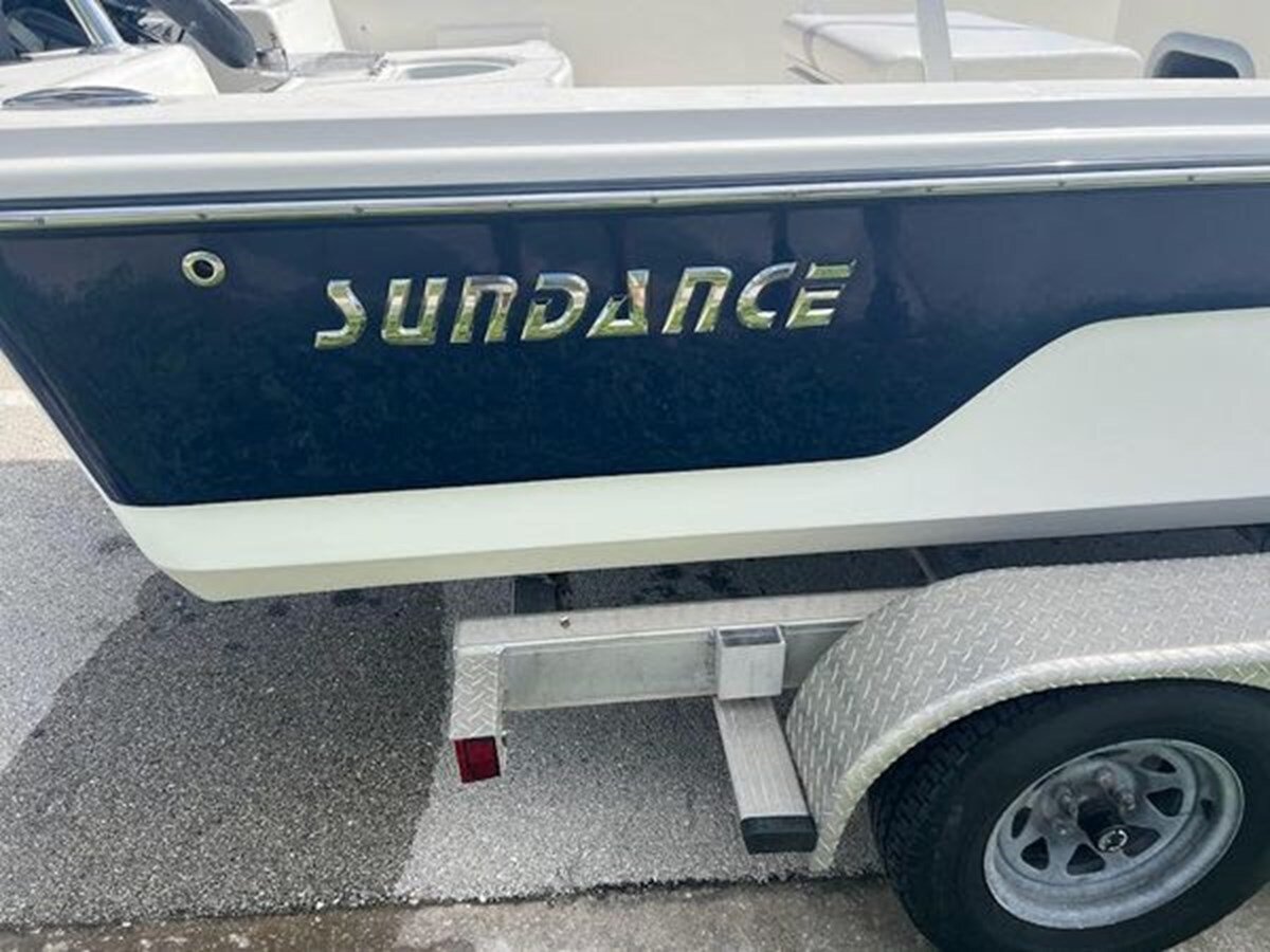 2013-sundance-boats-inc-22-25dc15