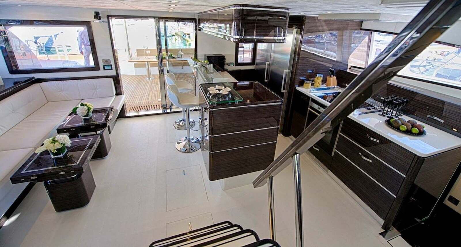 2013-sunreef-yachts-70-3-96a988