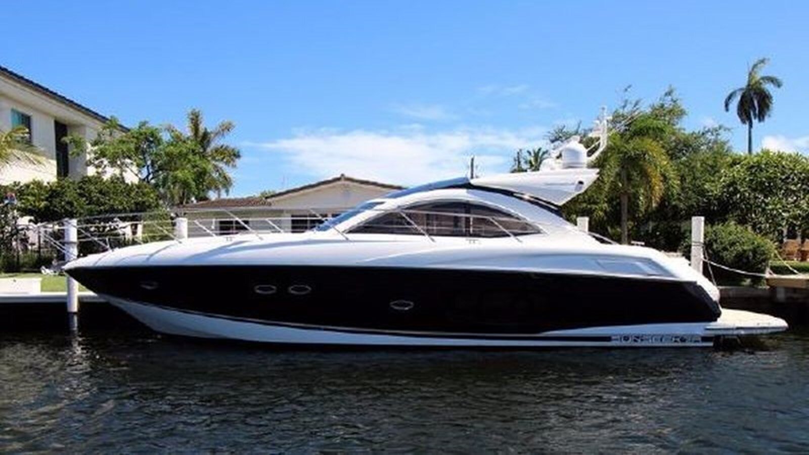 2013-sunseeker-48-f5ee6e