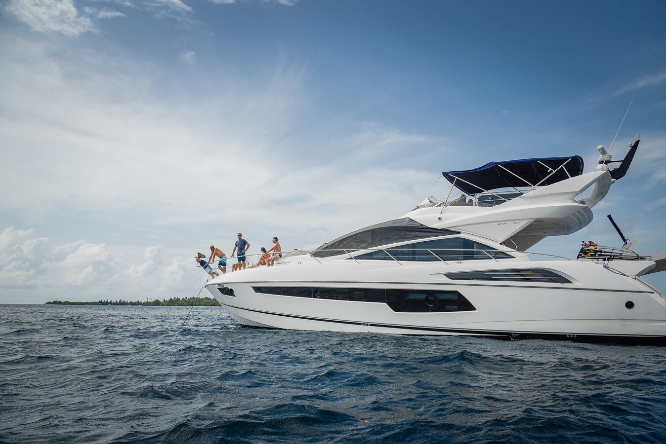 2013-sunseeker-71-3-68b587