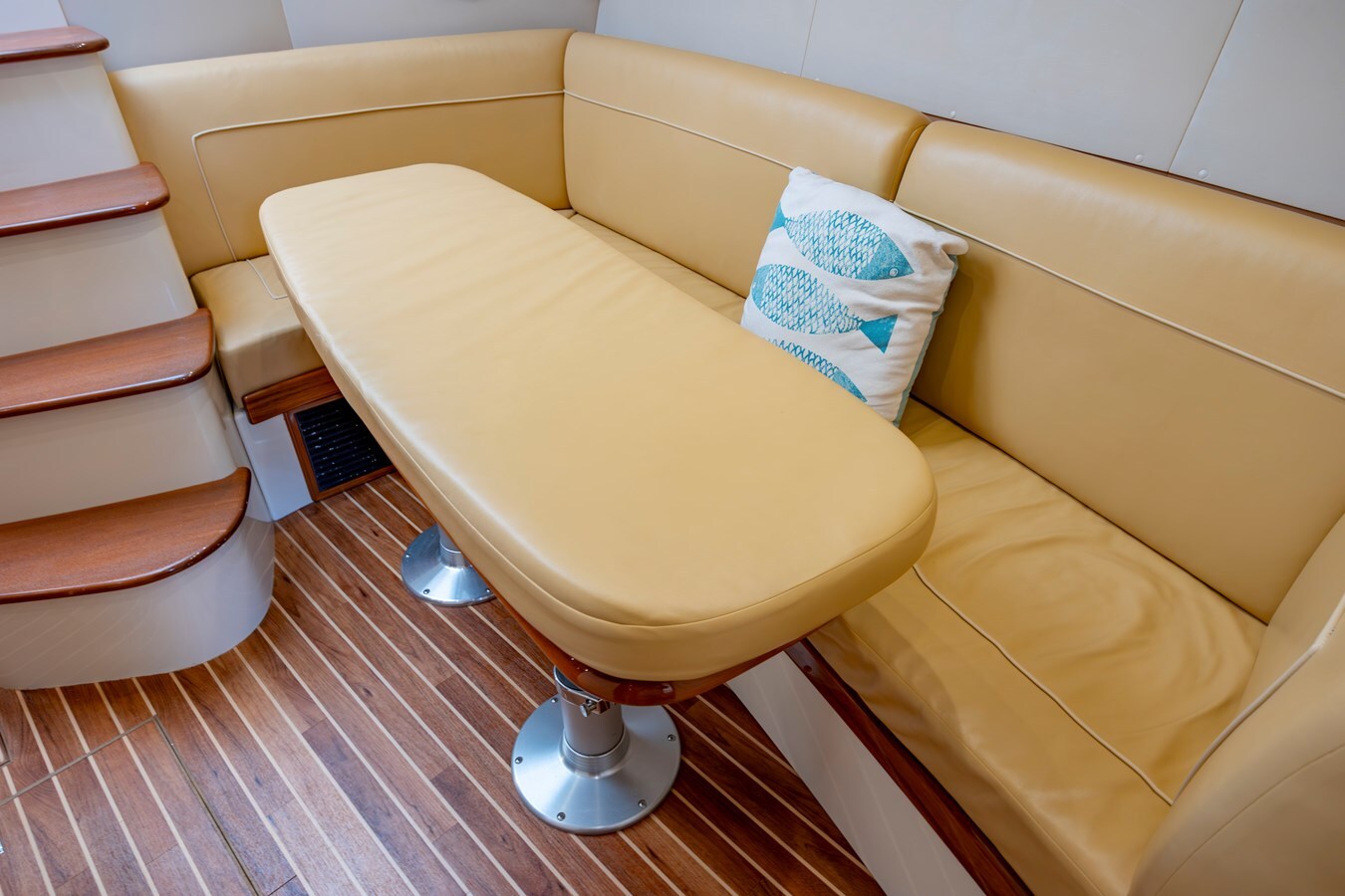 2013-viking-42-62436c