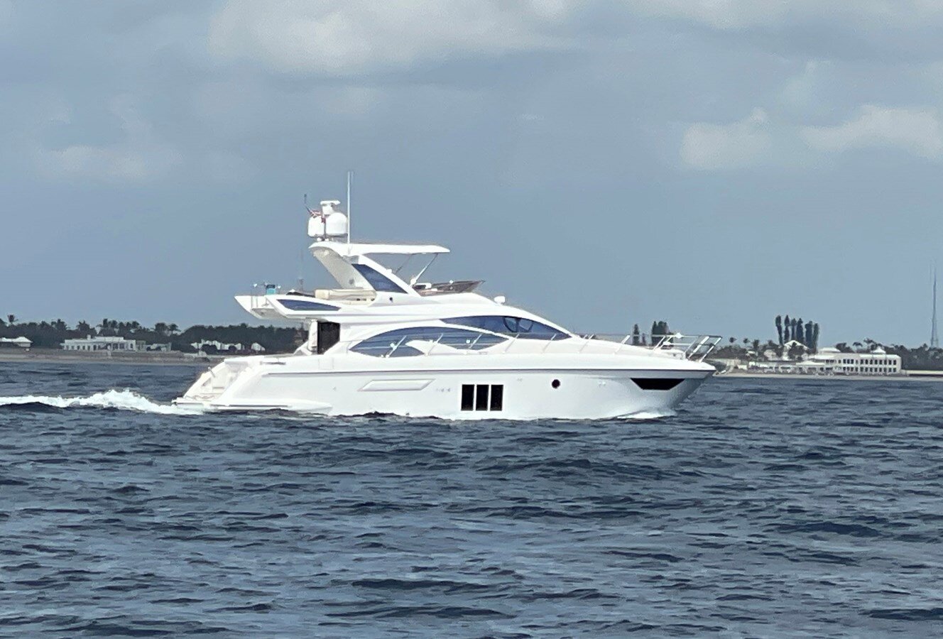 2014-azimut-yachts-54-d473f5