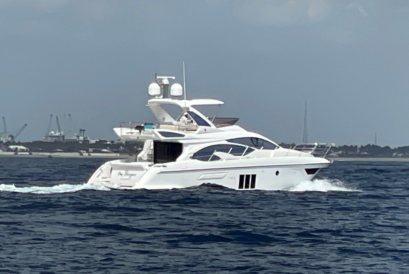 2014-azimut-yachts-54-d473f5