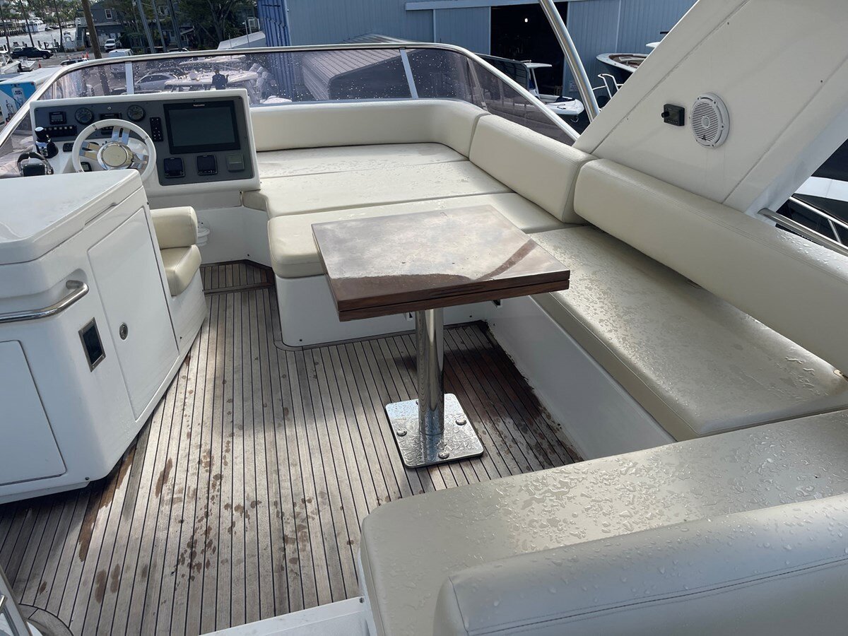 2014-azimut-yachts-54-d473f5