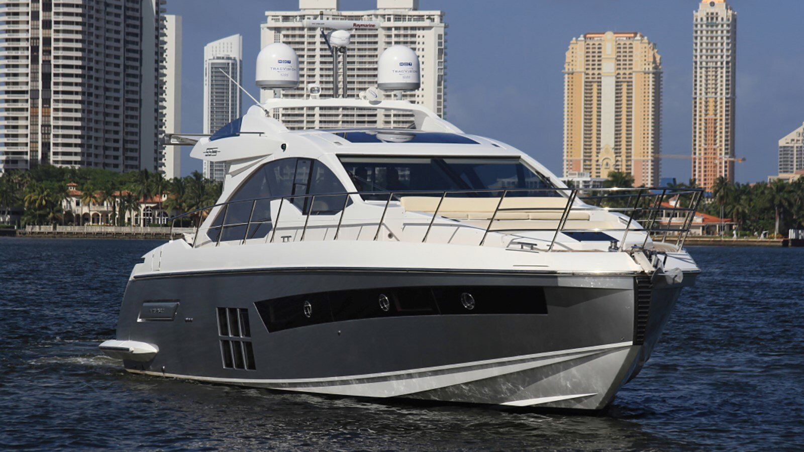 2014-azimut-yachts-55-885fff